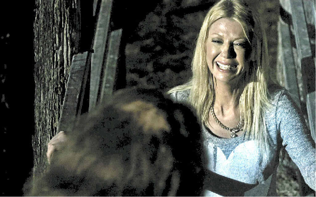 MAIN: Tara Reid in a scene from the film. TOP: The Charlie’s Farm crew in action. BOTTOM: Cast members David Beamish, Genna Chanelle Hayez, Dean Kirkright, Tara Reid, Allira Jaques and Sam Coward.